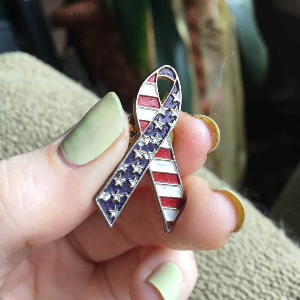 🛍 American Flag USA Ribbon Fourth July Pin Brooch
